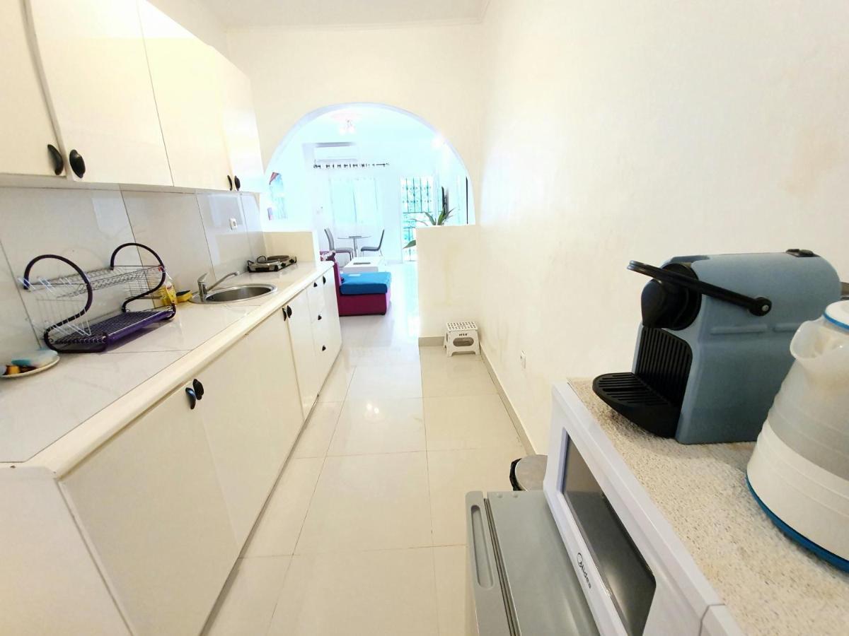 Appartement Makepe Bm 2 Douala Luaran gambar