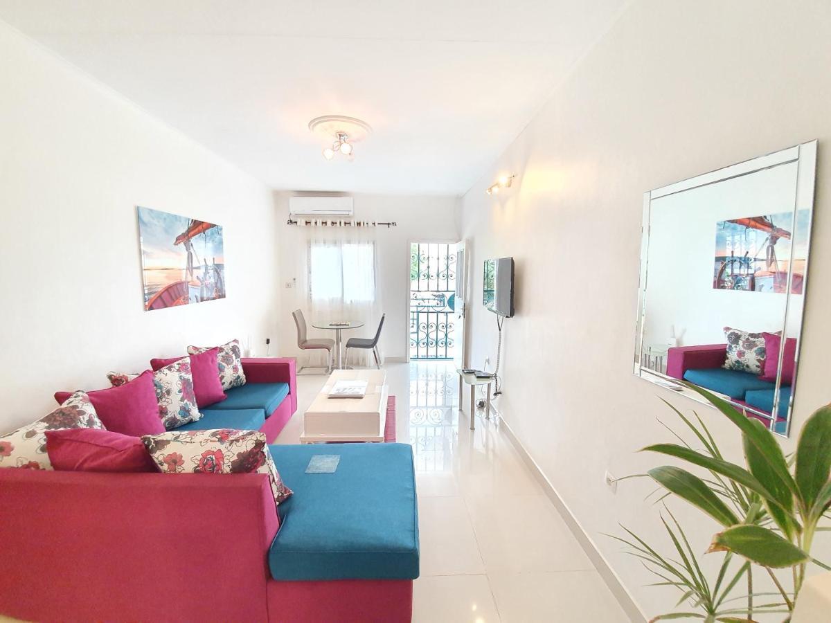 Appartement Makepe Bm 2 Douala Luaran gambar